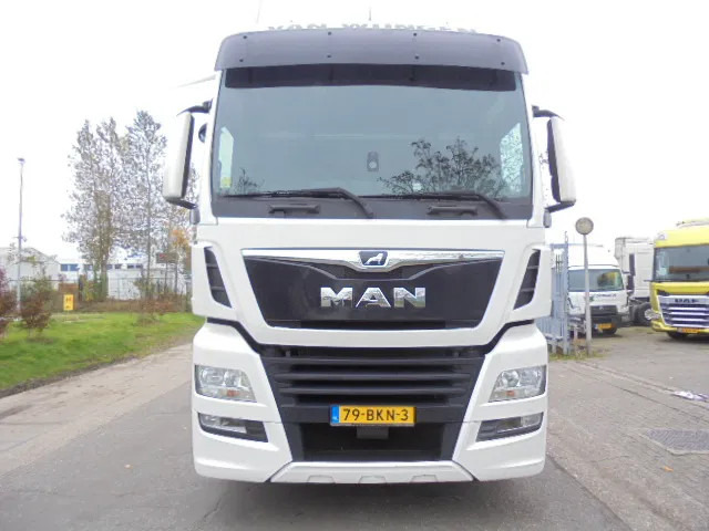 MAN TGX 26.500 XXL 6X2 SMART TACHO - Cabeza tractora: foto 2 MAN TGX 26.500 XXL 6X2 SMART TACHO - Cabeza tractora: foto 2