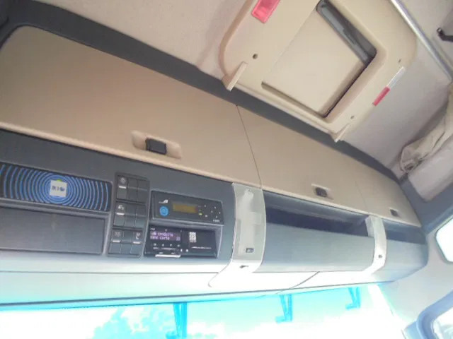Arrendamiento de MAN TGX 26.500 XXL MAN TGX 26.500 XXL: foto 14