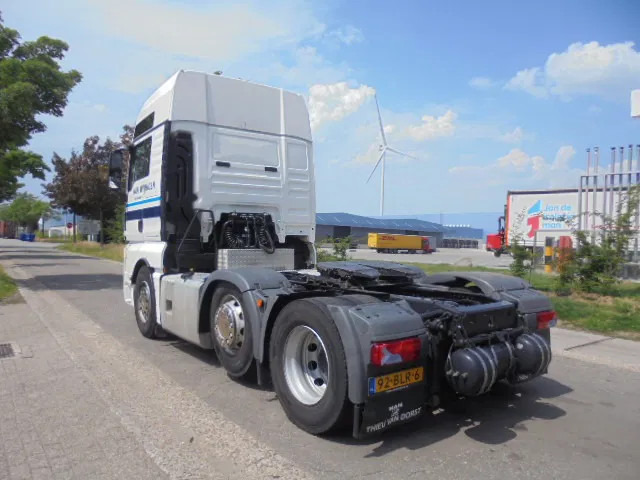 Arrendamiento de MAN TGX 26.500 XXL MAN TGX 26.500 XXL: foto 7