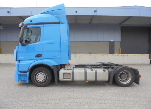 Mercedes-Benz Actros 1840 NL TRUCK APK 03-2026 - Cabeza tractora: foto 4 Mercedes-Benz Actros 1840 NL TRUCK APK 03-2026 - Cabeza tractora: foto 4