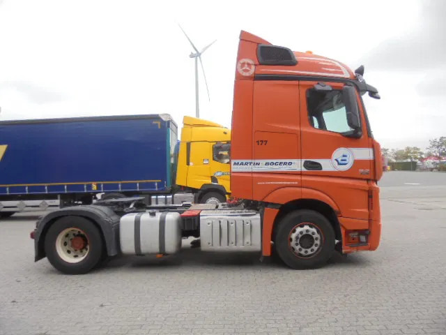 Mercedes-Benz Actros 1842 NL TRUCK APK 07-26 - Cabeza tractora: foto 4 Mercedes-Benz Actros 1842 NL TRUCK APK 07-26 - Cabeza tractora: foto 4