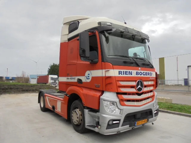 Mercedes-Benz Actros 1942 LS - Cabeza tractora: foto 3 Mercedes-Benz Actros 1942 LS - Cabeza tractora: foto 3