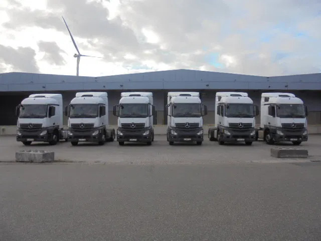 Mercedes-Benz Actros 1943 BELGIUM REGISTRATION TUV 06-2026 - Cabeza tractora: foto 5 Mercedes-Benz Actros 1943 BELGIUM REGISTRATION TUV 06-2026 - Cabeza tractora: foto 5