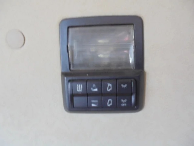 Cabeza tractora Mercedes-Benz Actros 1943 LS EUR6: foto 11