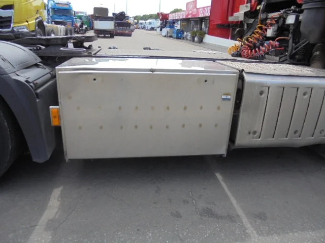 Cabeza tractora Mercedes-Benz Actros 1943 LS EUR6: foto 19