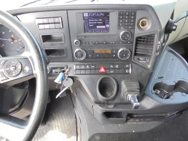 Cabeza tractora Mercedes-Benz Actros 1943 LS EUR6: foto 9