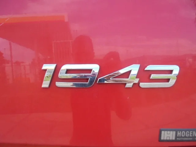 Cabeza tractora Mercedes-Benz Actros 1943 LS EUR6: foto 14