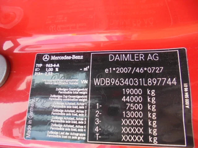 Cabeza tractora Mercedes-Benz Actros 1943 LS EUR6: foto 16