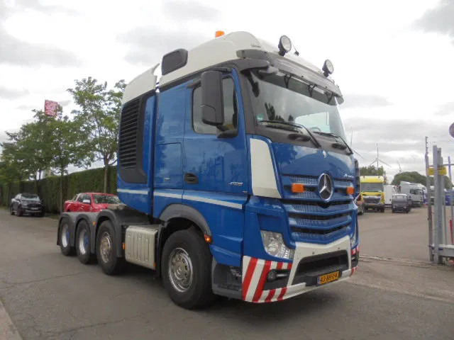 Mercedes-Benz Actros 4158 8X4 180 TON NL KENTEKEN - Cabeza tractora: foto 3 Mercedes-Benz Actros 4158 8X4 180 TON NL KENTEKEN - Cabeza tractora: foto 3