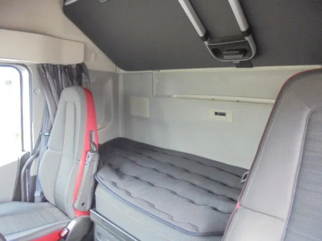 Arrendamiento de Volvo FH 420 6X2 NL TRUCK Volvo FH 420 6X2 NL TRUCK: foto 10 Arrendamiento de Volvo FH 420 6X2 NL TRUCK Volvo FH 420 6X2 NL TRUCK: foto 10
