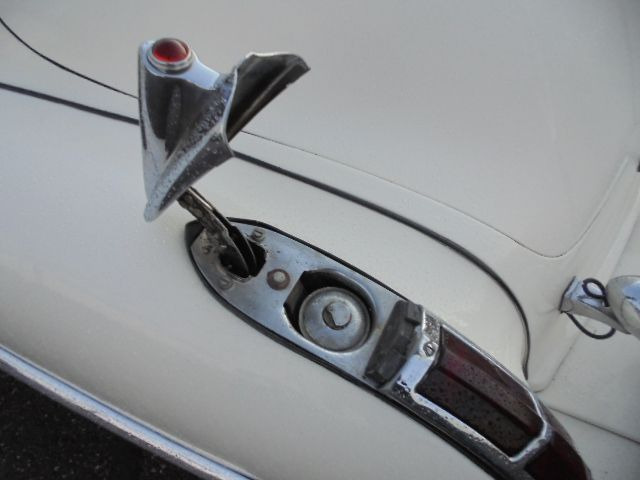 Berlina Cadillac Fleetwood sedan: foto 6 Berlina Cadillac Fleetwood sedan: foto 6