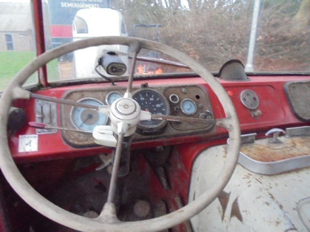 Camión cisterna para transporte de combustible DAF A1502DA 360: foto 15