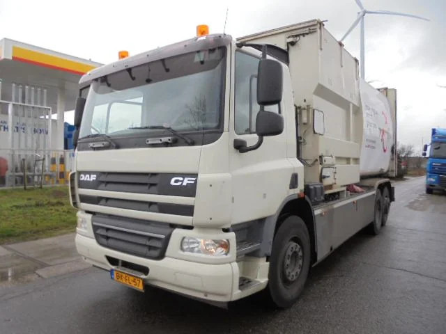 DAF CF 75.250 FAN 6X2 - Camión de basura: foto 1 DAF CF 75.250 FAN 6X2 - Camión de basura: foto 1