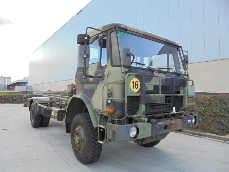 DAF YA 5444 4X4 BDF - Camión portacontenedore/ Intercambiable: foto 3 DAF YA 5444 4X4 BDF - Camión portacontenedore/ Intercambiable: foto 3