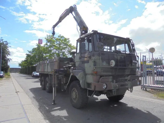 DAF YHZ 2300 6X6 + HIAB CRANE - Camión caja abierta, Camión grúa: foto 2 DAF YHZ 2300 6X6 + HIAB CRANE - Camión caja abierta, Camión grúa: foto 2