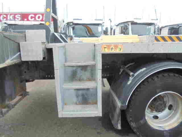 Arrendamiento de Hino 700 6X4 2IN STOCK Hino 700 6X4 2IN STOCK: foto 20