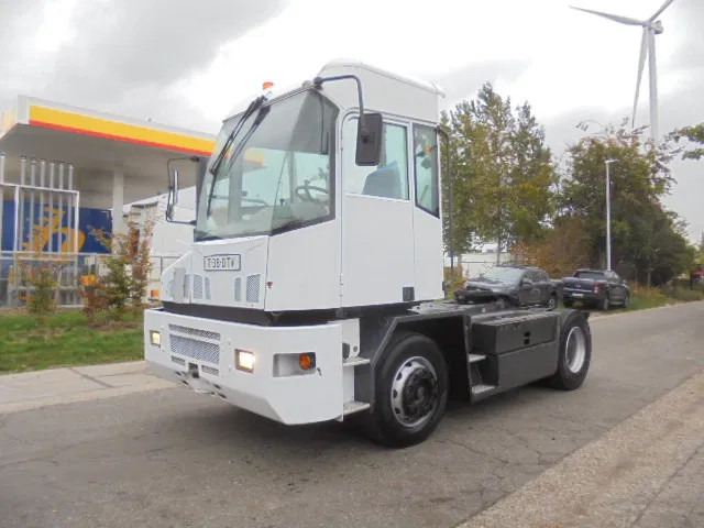 Kalmar TT616I TT616IC-9-L1A8 - Tractor industrial: foto 1 Kalmar TT616I TT616IC-9-L1A8 - Tractor industrial: foto 1