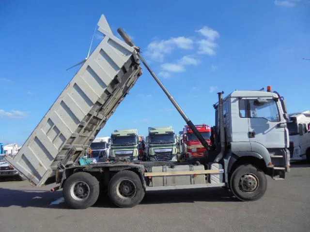 Camión volquete MAN TGA 26.430 BBS 6X6 KIEPER /TRACTOR: foto 7 Camión volquete MAN TGA 26.430 BBS 6X6 KIEPER /TRACTOR: foto 7