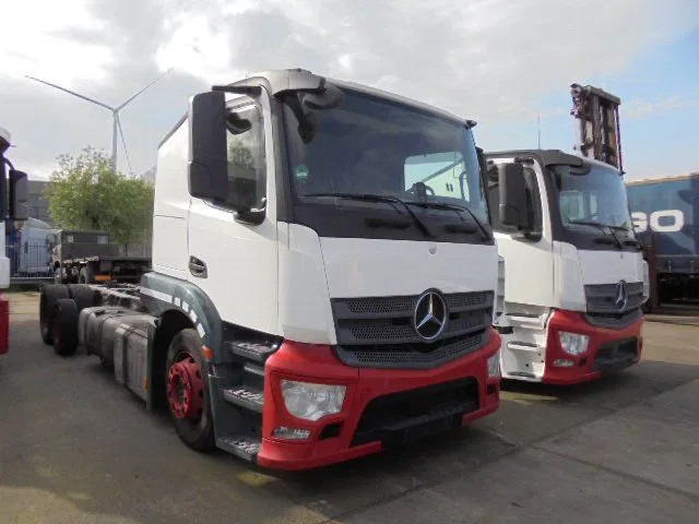 Camión portavehículos Mercedes-Benz Actros 2336 LL 6X2 EUR 6: foto 18