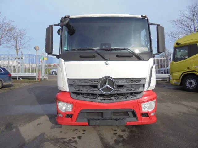 Mercedes-Benz Actros 2340 6X2 EUR 6 - Camión chasis: foto 2 Mercedes-Benz Actros 2340 6X2 EUR 6 - Camión chasis: foto 2