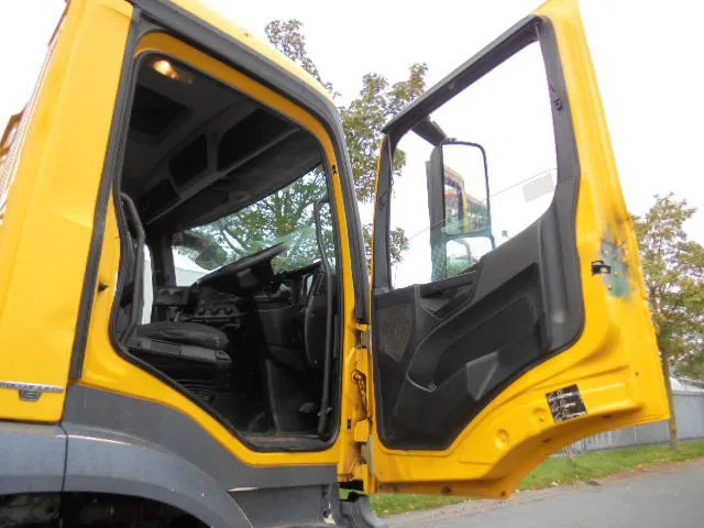 Camión con equipo de cable Mercedes-Benz Antos 1824 4X2: foto 14