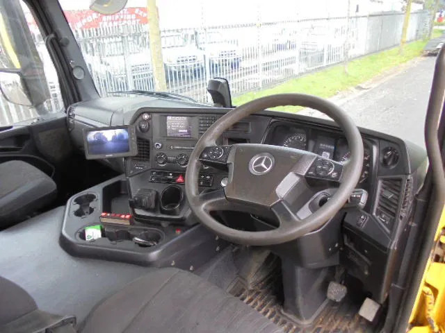 Camión con equipo de cable Mercedes-Benz Antos 1824 4X2: foto 15