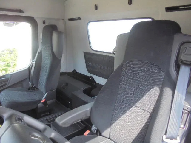 Arrendamiento de Mercedes-Benz Arocs 2545 + RETARDER 6X2 NEW /DEMO Mercedes-Benz Arocs 2545 + RETARDER 6X2 NEW /DEMO: foto 17 Arrendamiento de Mercedes-Benz Arocs 2545 + RETARDER 6X2 NEW /DEMO Mercedes-Benz Arocs 2545 + RETARDER 6X2 NEW /DEMO: foto 17