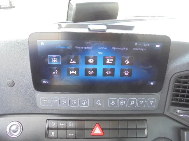 Arrendamiento de Mercedes-Benz Arocs 2545 + RETARDER 6X2 NEW /DEMO Mercedes-Benz Arocs 2545 + RETARDER 6X2 NEW /DEMO: foto 15 Arrendamiento de Mercedes-Benz Arocs 2545 + RETARDER 6X2 NEW /DEMO Mercedes-Benz Arocs 2545 + RETARDER 6X2 NEW /DEMO: foto 15