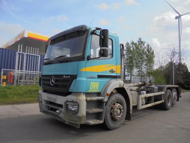 Camión multibasculante Mercedes-Benz Axor 2633: foto 1