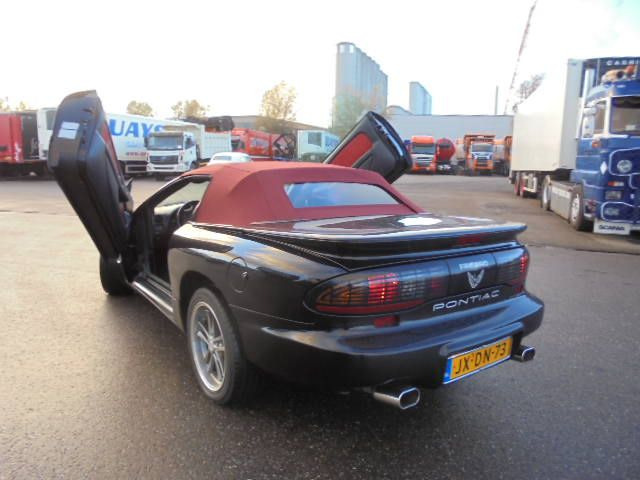Pontiac Firebird AUT CONVERTIBLE - Descapotable: foto 3 Pontiac Firebird AUT CONVERTIBLE - Descapotable: foto 3
