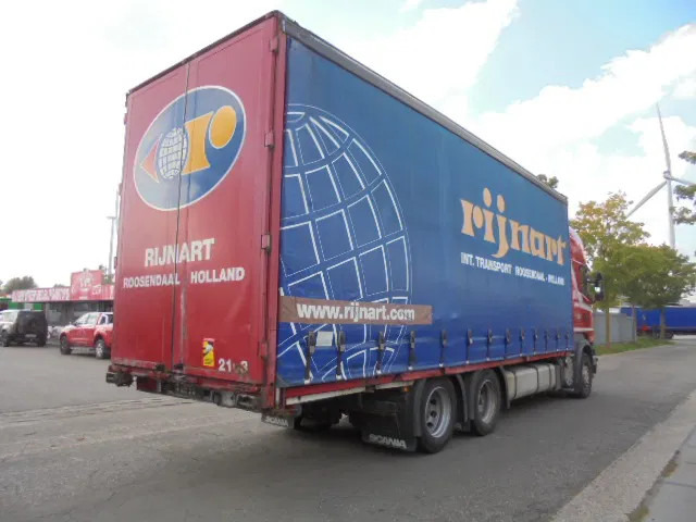 Scania R400 6X2 RETARDER BDF - Camión caja cerrada: foto 4 Scania R400 6X2 RETARDER BDF - Camión caja cerrada: foto 4