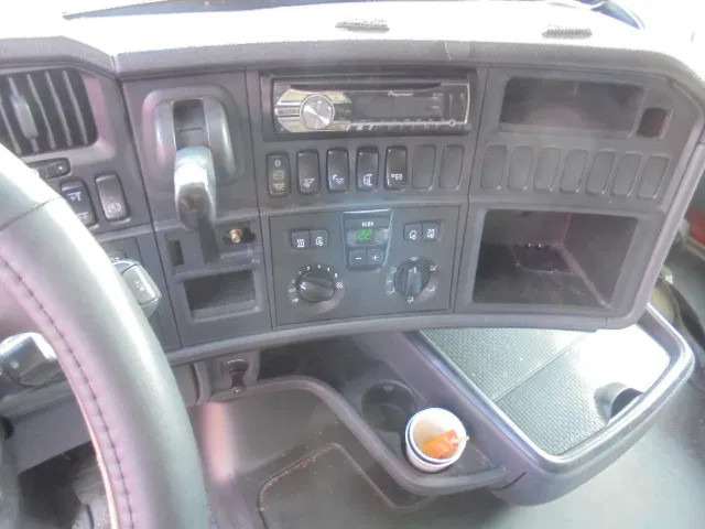 Camión caja cerrada Scania R400 6X2 VOLUME COMBI + RETARDER: foto 8