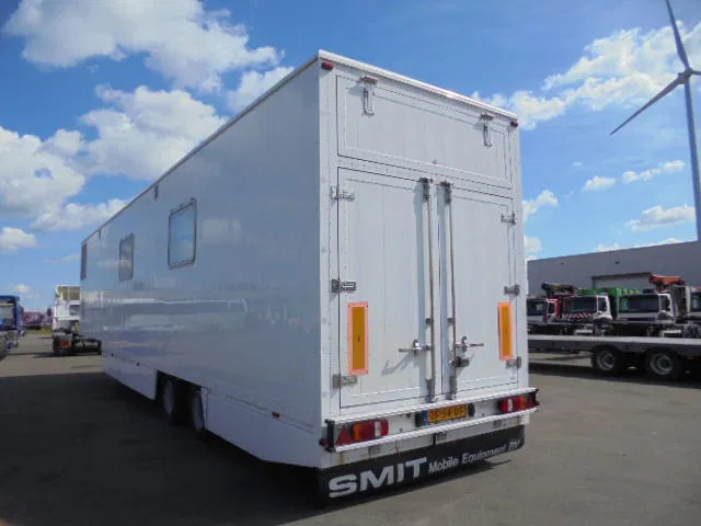 Smit STO 1230 POLITIE MOB KANTOOR - Semirremolque: foto 2 Smit STO 1230 POLITIE MOB KANTOOR - Semirremolque: foto 2