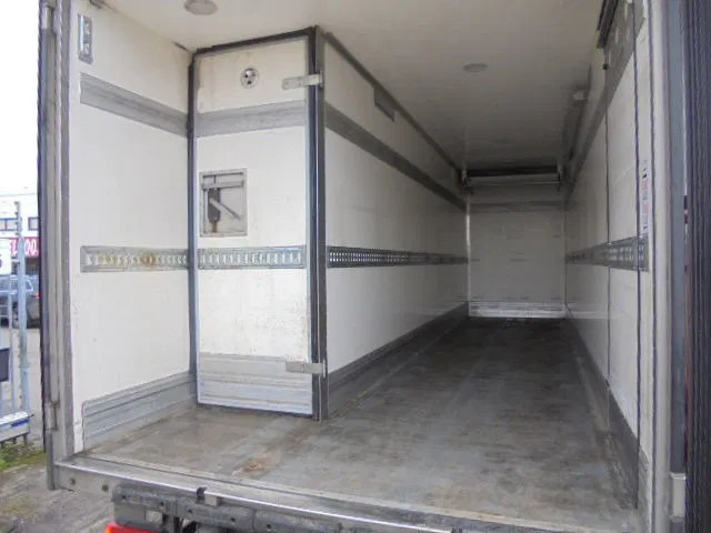 Camión isotérmico Volvo FE 250 CHEREAU NL TRUCK: foto 7