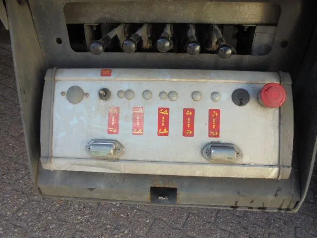 Grua de remolque autos Volvo FE 280: foto 18
