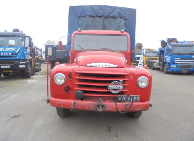 Volvo L 465 - Camión lona: foto 2 Volvo L 465 - Camión lona: foto 2
