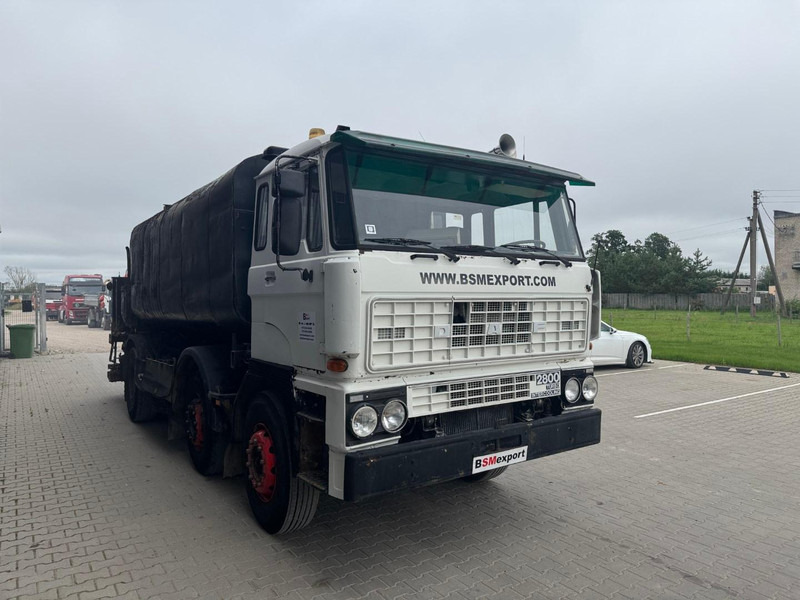 DAF 2800 - Camión cisterna: foto 2 DAF 2800 - Camión cisterna: foto 2