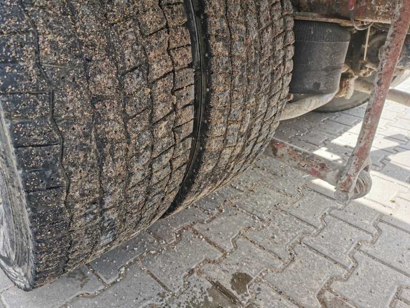 Camión caja abierta Iveco Turbostar 240-36 platform truck: foto 14 Camión caja abierta Iveco Turbostar 240-36 platform truck: foto 14