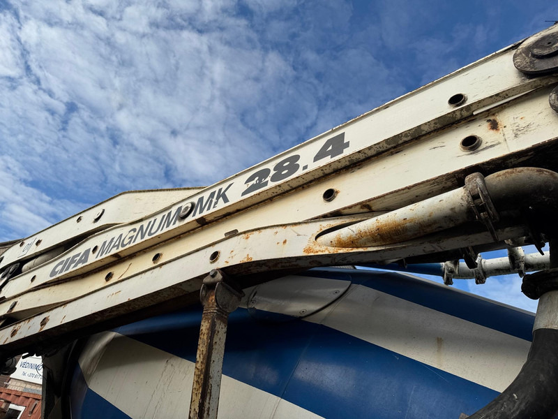 Mercedes-Benz Actros 3244 + Cifa Magnum MK 28.4 - Camión bomba de hormigón: foto 3 Mercedes-Benz Actros 3244 + Cifa Magnum MK 28.4 - Camión bomba de hormigón: foto 3