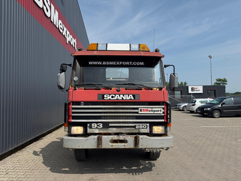 Scania 93, 4x4 - Camión volquete: foto 2 Scania 93, 4x4 - Camión volquete: foto 2