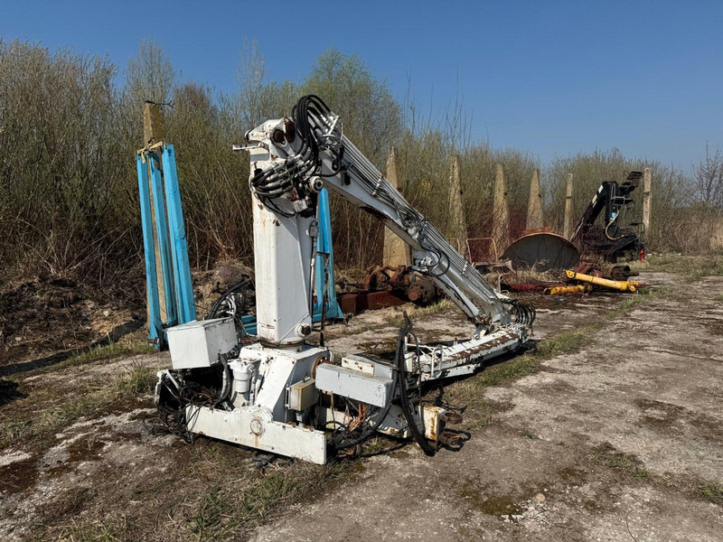 Tirre TIRRE EURO 131 + remote control - Camión lona, Camión grúa: foto 1 Tirre TIRRE EURO 131 + remote control - Camión lona, Camión grúa: foto 1