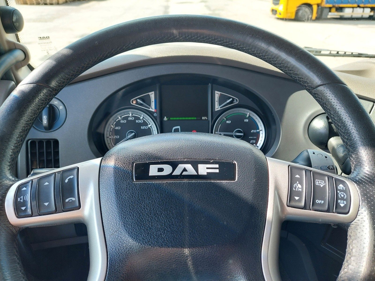 Cabeza tractora DAF XF 480 FT SSC 4x2: foto 19