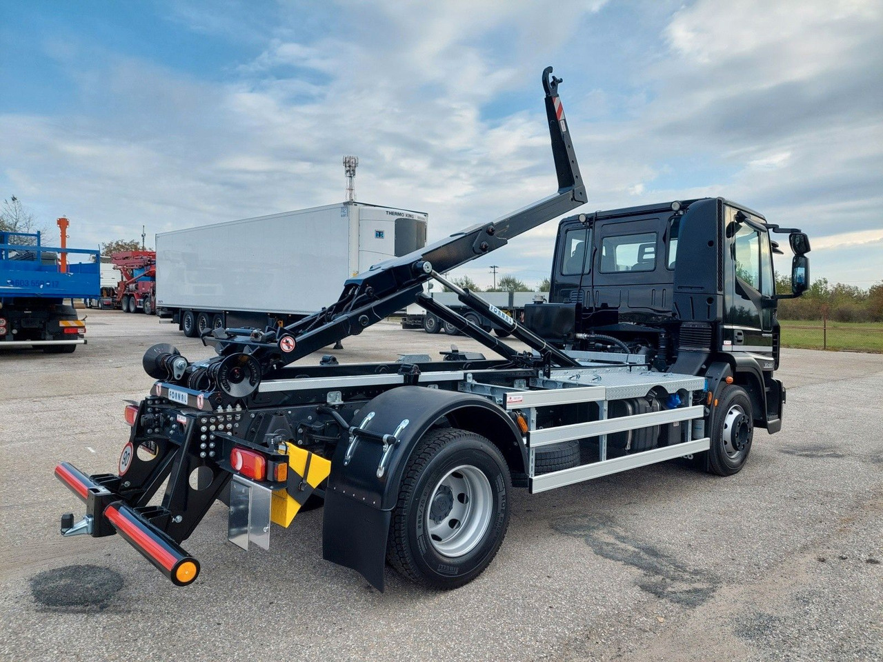 Iveco Eurocargo 120E22 - SOFORT verfügbar - Camión multibasculante: foto 4 Iveco Eurocargo 120E22 - SOFORT verfügbar - Camión multibasculante: foto 4