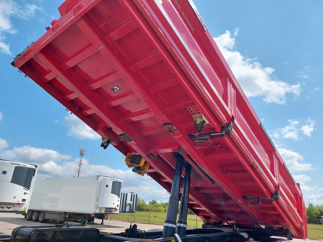 MAN TGS 35.460 BB Meiller Bordmatik 8x6 - Camión volquete: foto 5 MAN TGS 35.460 BB Meiller Bordmatik 8x6 - Camión volquete: foto 5