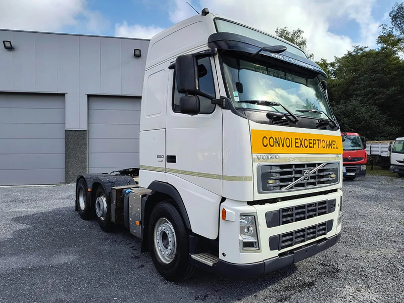 Volvo FH 13.520 6X2 - 90 TON - VOITH RETARDER - BIG AXLES - LIFTING AXLE - Cabeza tractora: foto 3 Volvo FH 13.520 6X2 - 90 TON - VOITH RETARDER - BIG AXLES - LIFTING AXLE - Cabeza tractora: foto 3