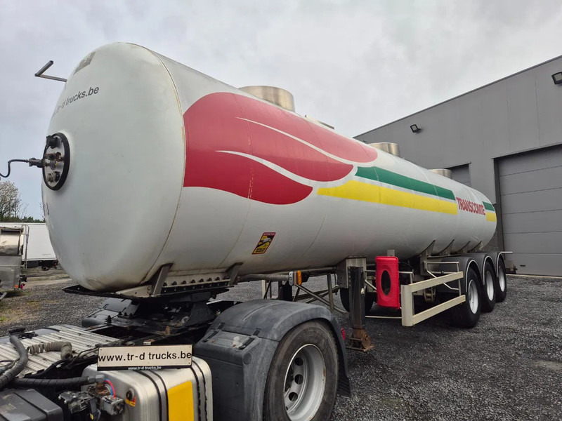 Magyar INSULATED INOX TANK 28000L - 3 COMP - LEAF/LAMES - Semirremolque cisterna: foto 1 Magyar INSULATED INOX TANK 28000L - 3 COMP - LEAF/LAMES - Semirremolque cisterna: foto 1
