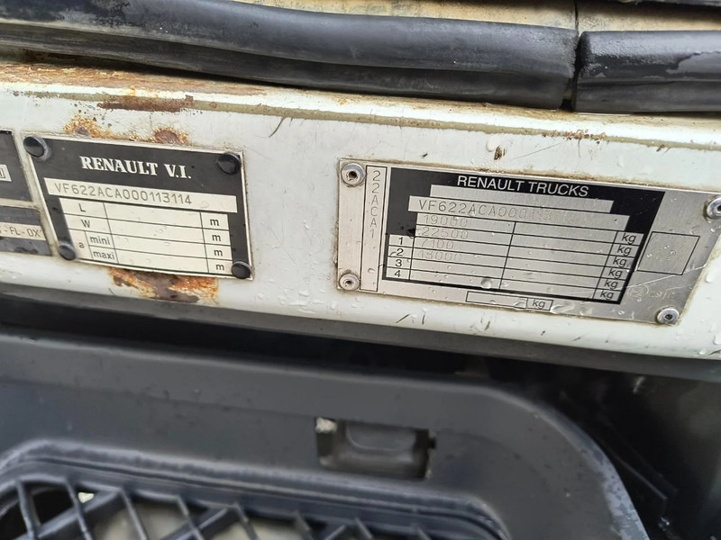 Camión cisterna para transporte de combustible Renault Premium 270 13500L FUEL / CARBURANT TRUCK - 5 COMP: foto 17 Camión cisterna para transporte de combustible Renault Premium 270 13500L FUEL / CARBURANT TRUCK - 5 COMP: foto 17