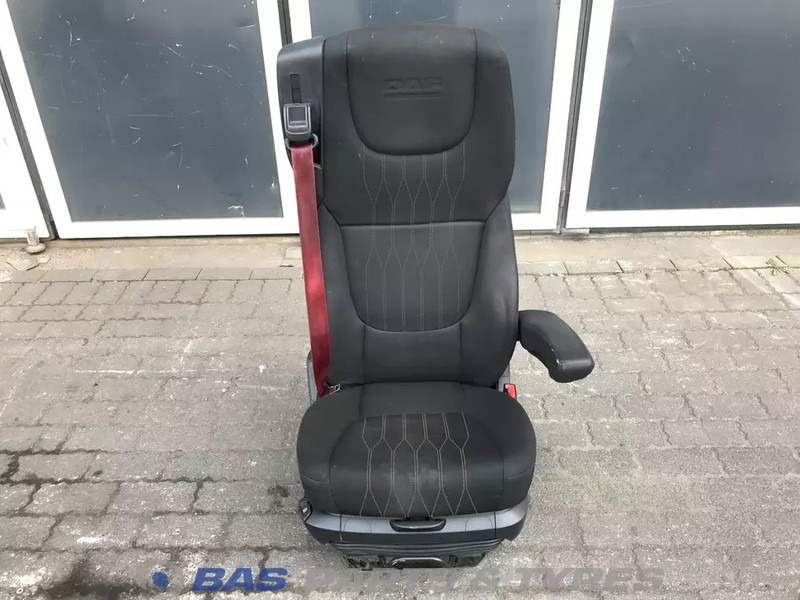 DAF CF Euro 6 - Asiento para Camión: foto 1 DAF CF Euro 6 - Asiento para Camión: foto 1
