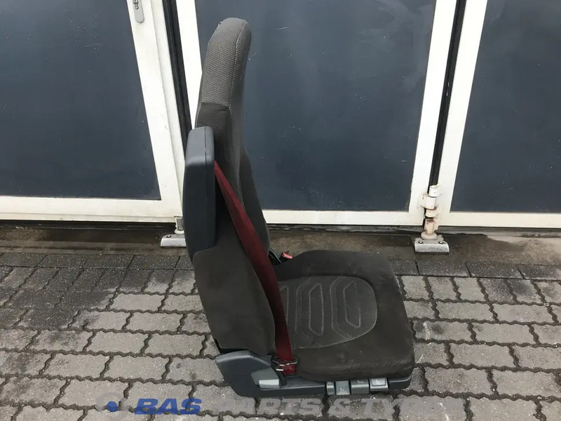 DAF LF55 Euro 4-5 Bestuurdersstoel DAF 1704236 - Asiento para Camión: foto 4 DAF LF55 Euro 4-5 Bestuurdersstoel DAF 1704236 - Asiento para Camión: foto 4