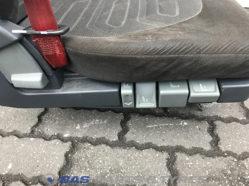 DAF LF55 Euro 4-5 Bestuurdersstoel DAF 1704236 - Asiento para Camión: foto 5 DAF LF55 Euro 4-5 Bestuurdersstoel DAF 1704236 - Asiento para Camión: foto 5